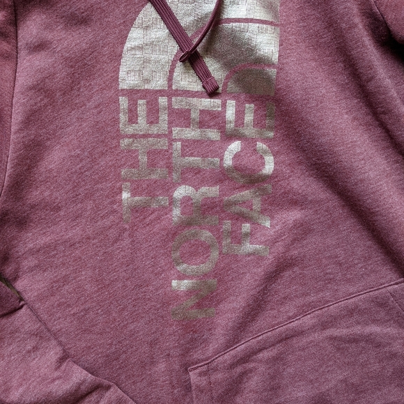 NWOT North Face Hoodie - Picture 3 of 5